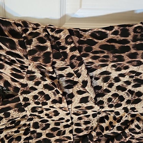Excellent condition XXI Leopard print dress S - Picture 4 of 12